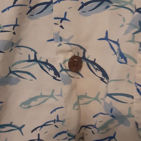 L.L. Bean Shirt Men's Size L Traditional Fit Short Sleeve Button Up Fish White - Picture 3 of 9